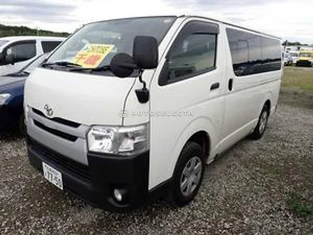 Toyota Hiace Van 2019, auction grade 3