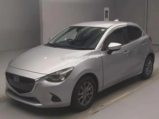 Mazda Demio 2017, auction grade 3