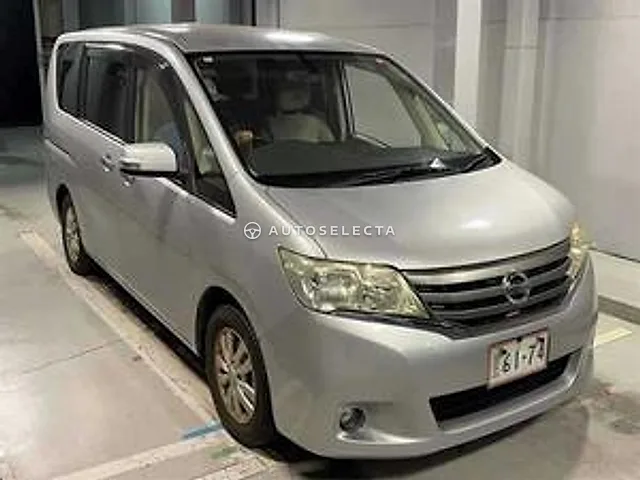 Nissan Serena 2012, auction grade R