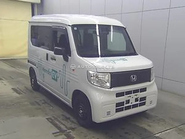Honda N-VAN 2025, auction grade 4.5