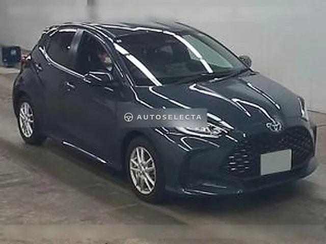 Toyota Yaris Hybrid 2024, auction grade 4.5