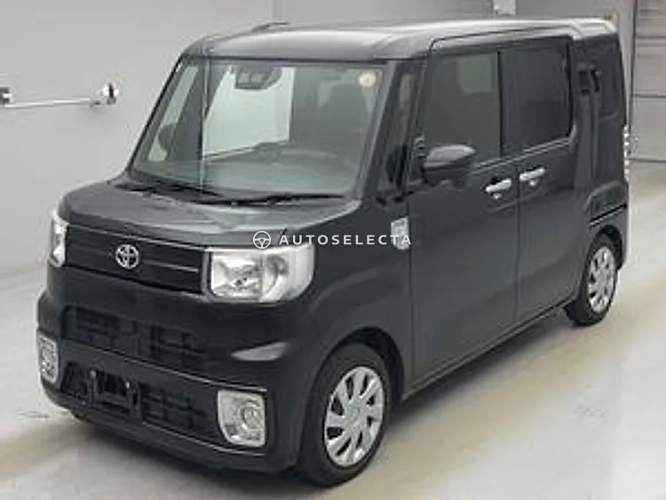 Toyota Pixis Mega 2022, photo 1 of 1
