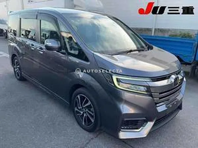 Honda Stepwgn Spada 2019, auction grade 4.5