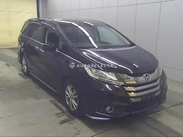Honda Odyssey 2013, auction grade 3.5
