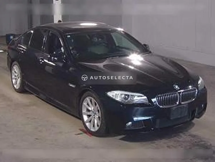 BMW 5 Series 2012, photo 1 of 1