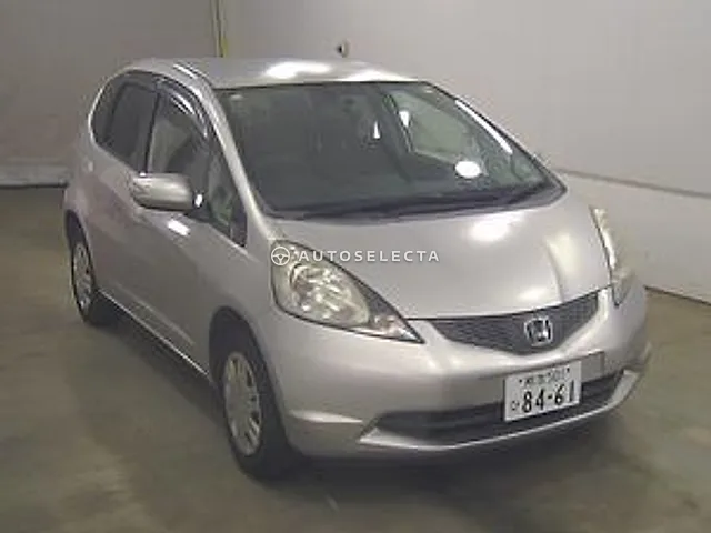 Honda Fit 2010, auction grade R