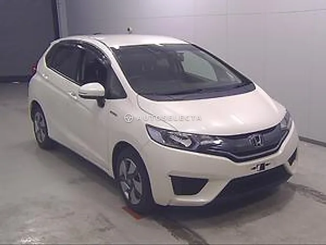 Honda Fit 2014, auction grade 3