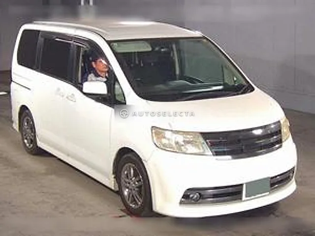 Nissan Serena 2006, auction grade 3.5