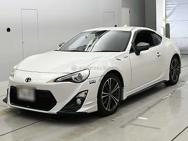 Toyota 86 2014, auction grade 4