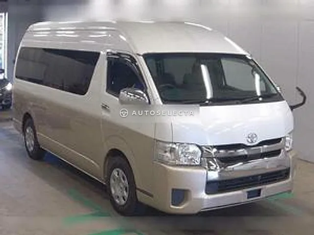 Toyota Hiace Wagon 2018, auction grade 4