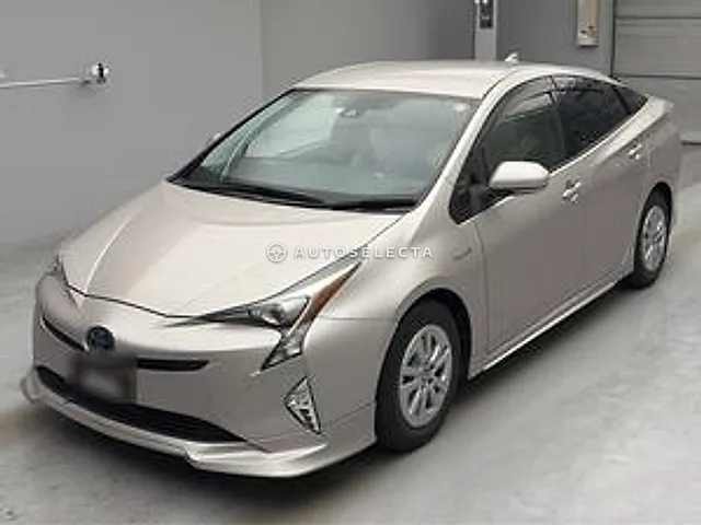 Toyota Prius 2016, auction grade 4