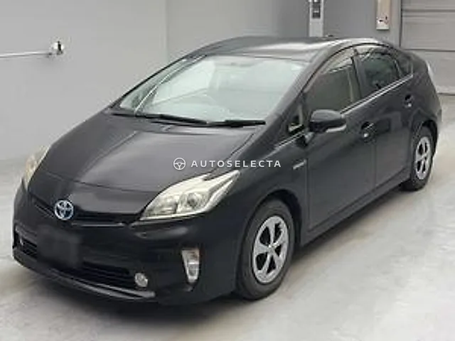 Toyota Prius 2015, auction grade 3