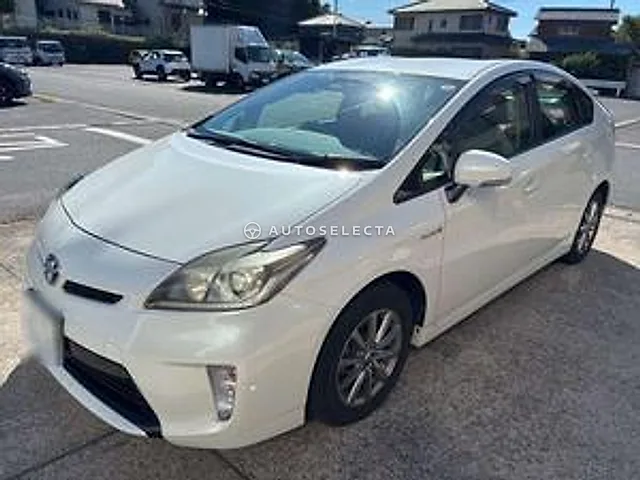 Toyota Prius 2012, auction grade 4