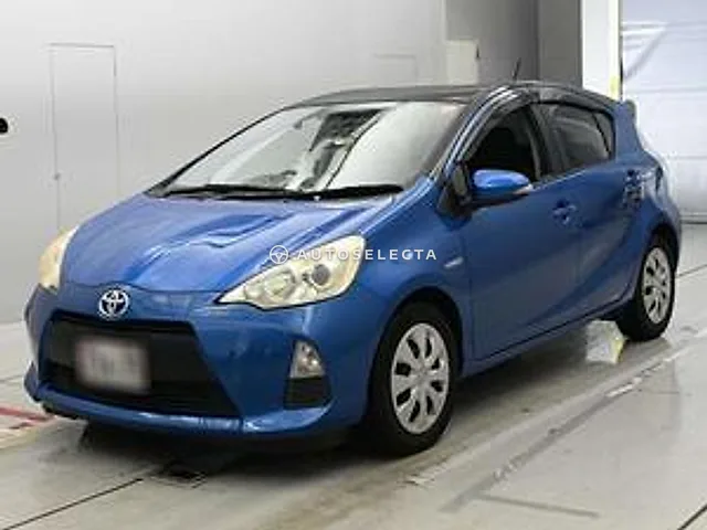 Toyota Aqua 2012, auction grade 4