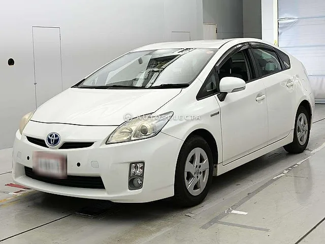 Toyota Prius 2010, auction grade R