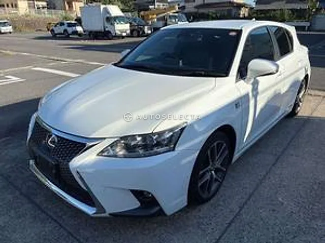 Lexus CT 2016, auction grade 3.5