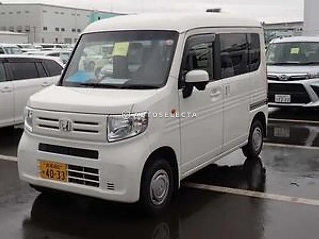 Honda N-VAN 2018, auction grade 3.5