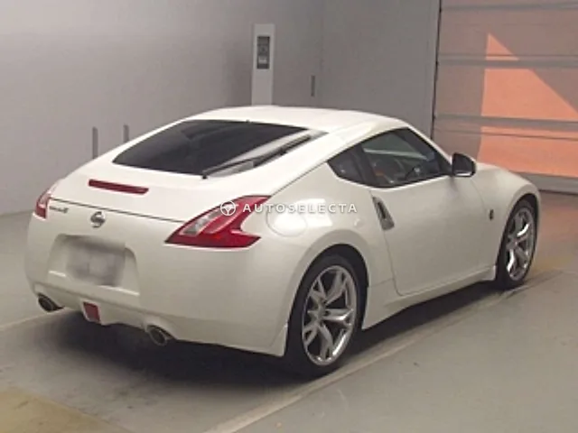Nissan Fairlady Z 2010, auction grade 3.5
