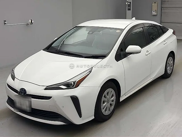Toyota Prius 2020, auction grade 3.5