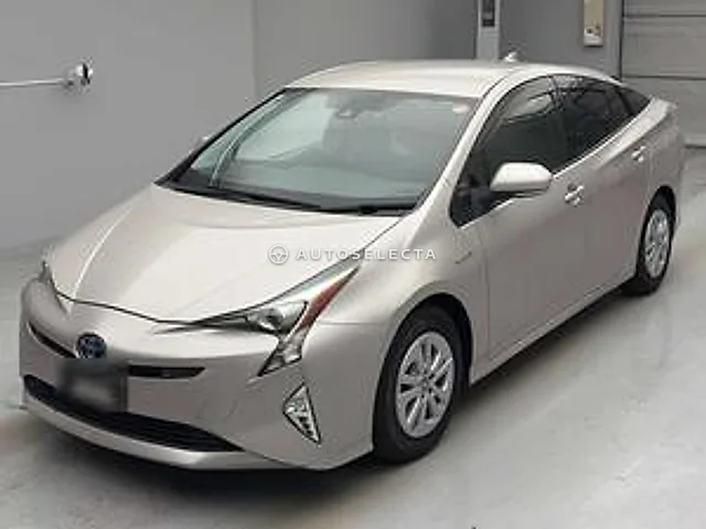 Toyota Prius 2017, auction grade 4