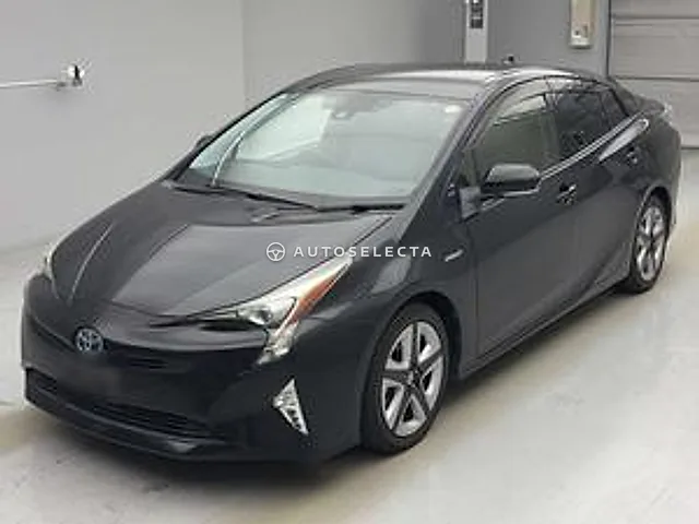 Toyota Prius 2017, auction grade 4