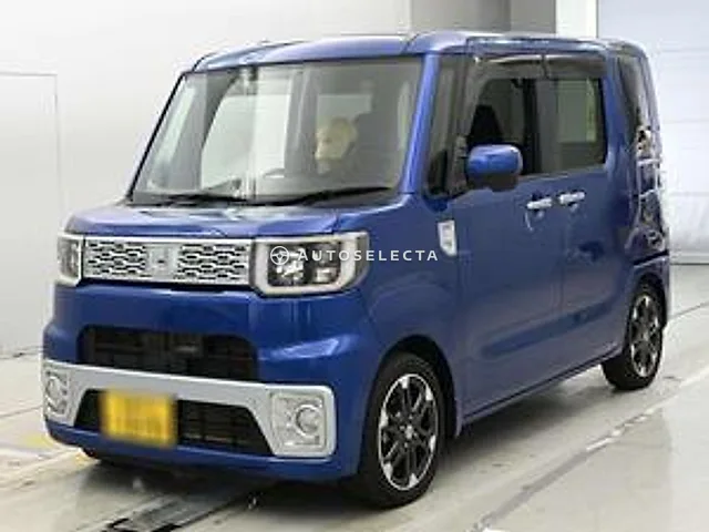 Daihatsu Wake 2015, auction grade 4.5