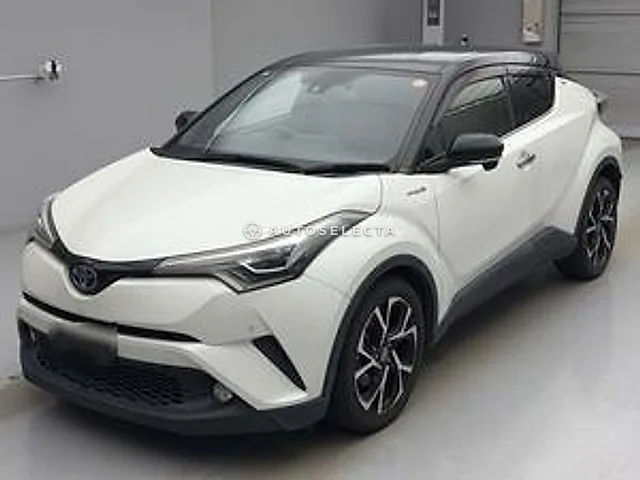 Toyota C-HR 2017, auction grade 3.5
