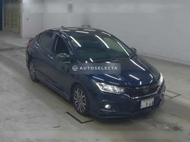 Honda Grace 2017, auction grade 3.5
