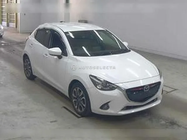 Mazda Demio 2015