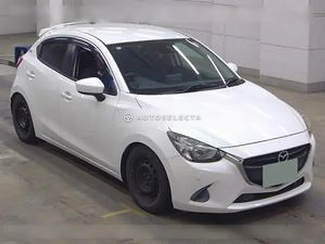 Mazda Demio 2016, auction grade 3.5