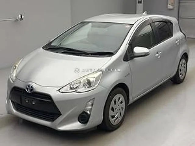 Toyota Aqua 2016, auction grade 3.5