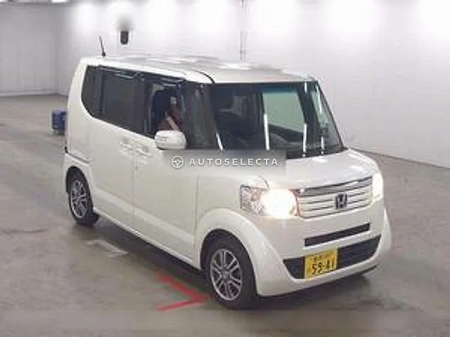 Honda N-BOX 2015, auction grade 4