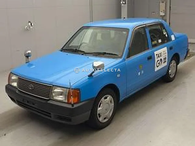 Toyota Crown Comfort 2016, auction grade 3