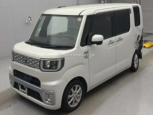 Toyota Pixis Mega 2015, auction grade R