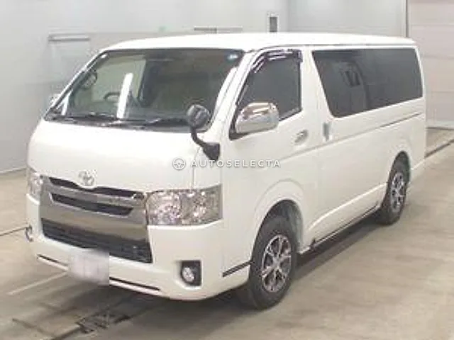 Toyota Hiace Van 2019, auction grade 4.5