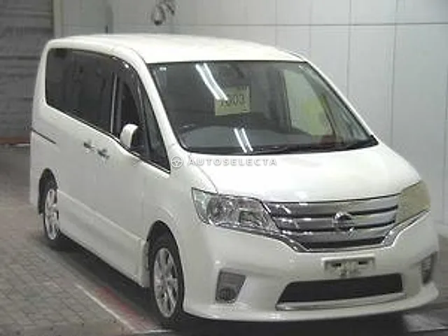 Nissan Serena 2011, auction grade 3