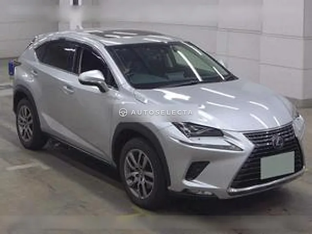 Lexus NX 2018, auction grade 4