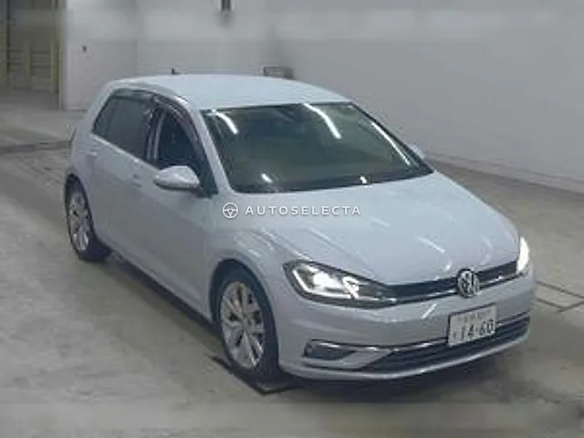 Volkswagen Golf 2017, auction grade 4.5