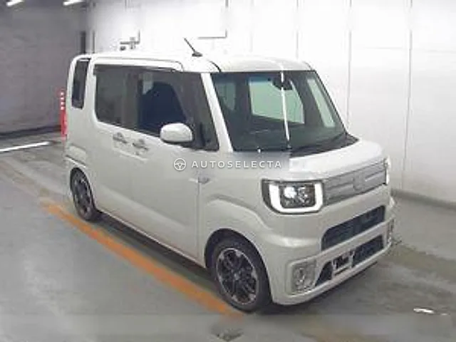Daihatsu Wake 2017, auction grade 4