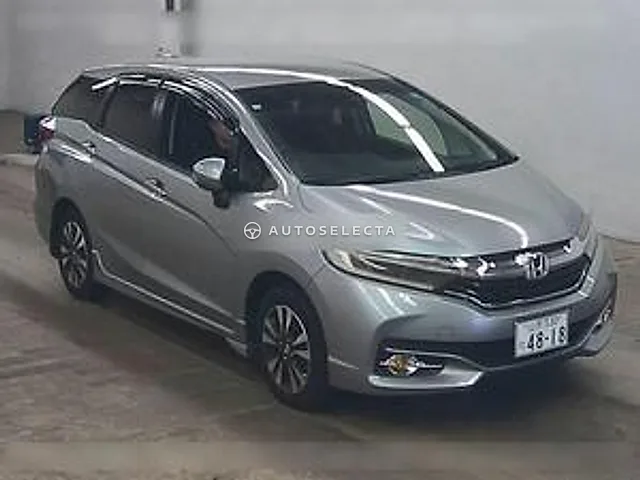 Honda Shuttle 2015, auction grade R
