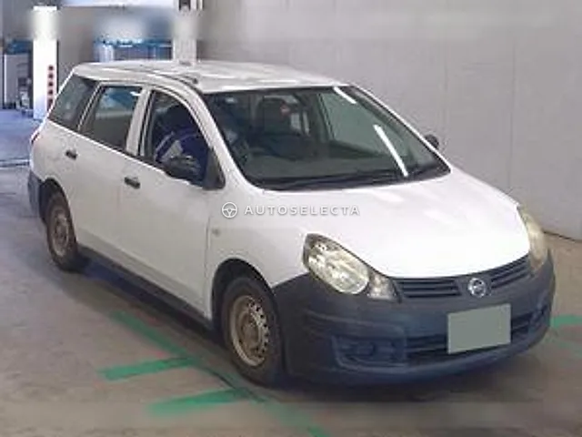 Nissan AD 2007, auction grade R