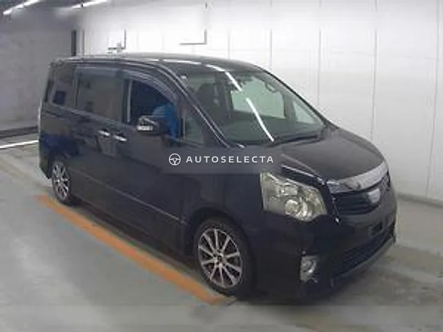 Toyota Noah 2011, auction grade 3