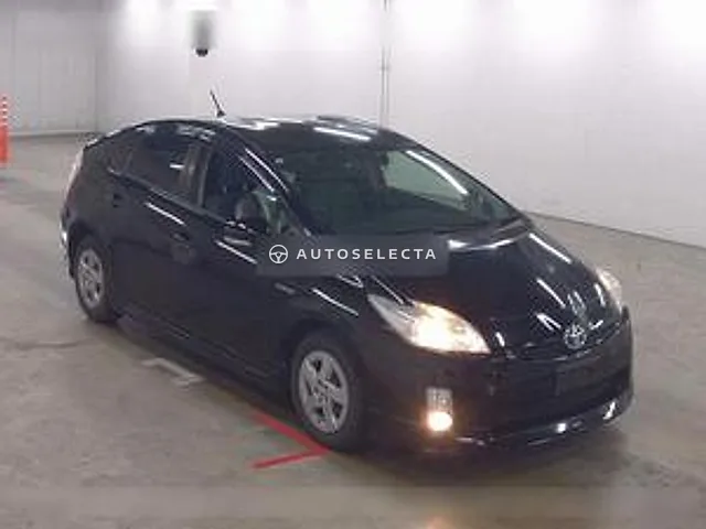 Toyota Prius 2011, auction grade 3