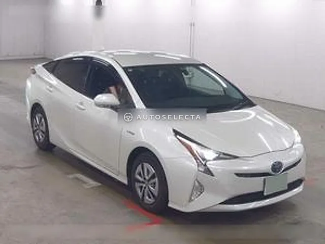 Toyota Prius 2016, auction grade 4