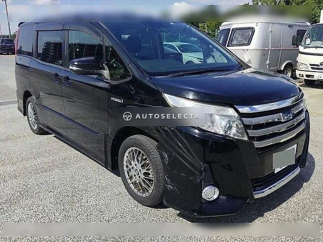 Toyota Noah 2016