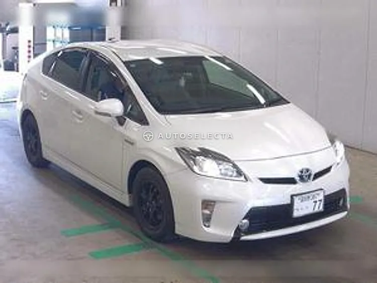Toyota Prius 2014, photo 1 of 6