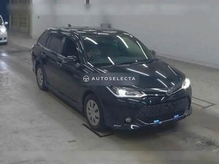 Toyota Corolla Fielder 2015, photo 1 of 6