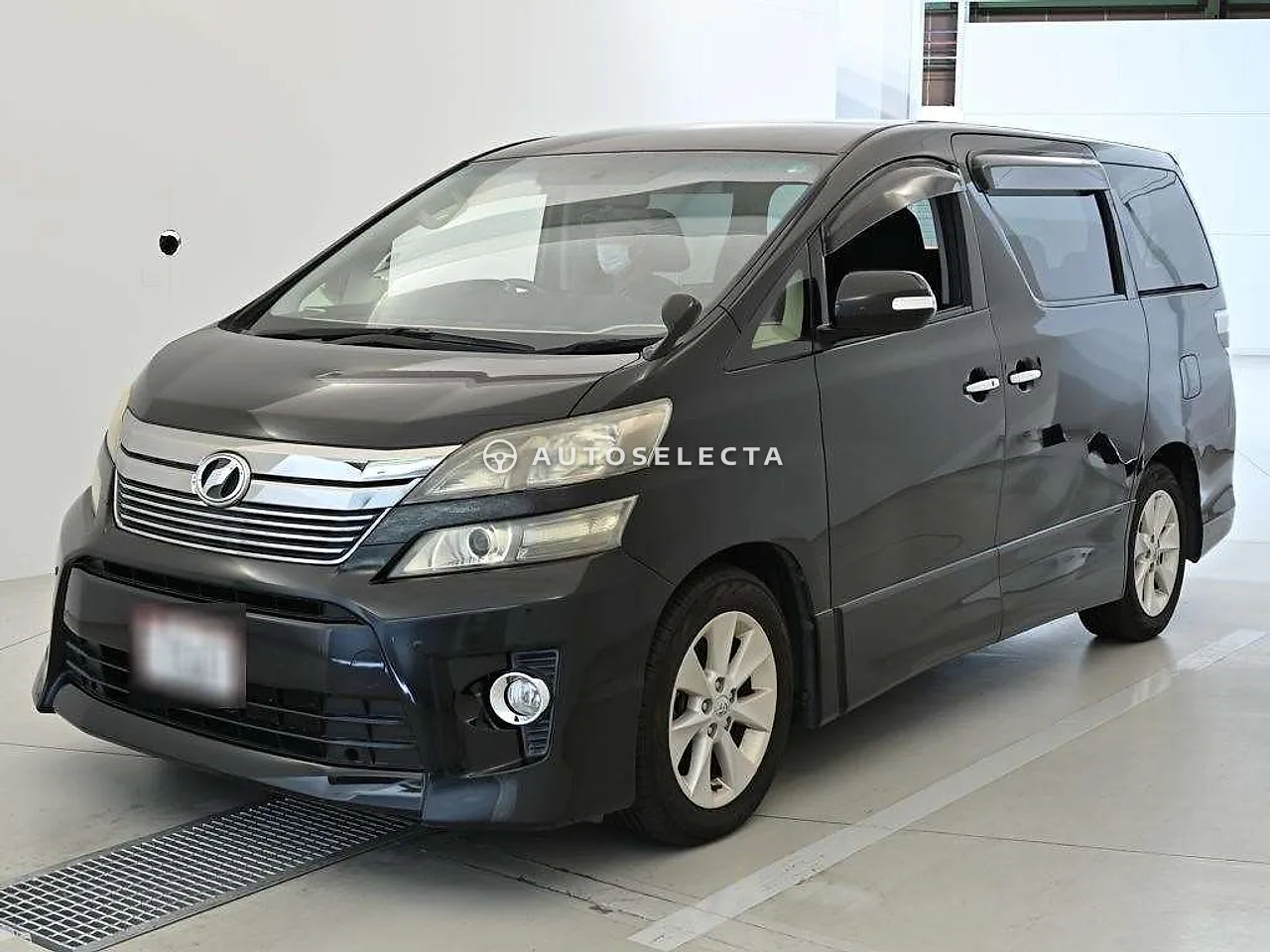 Toyota Vellfire 2012, photo 1 of 1