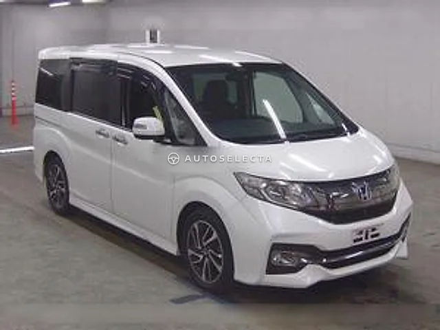Honda Stepwgn Spada 2015, auction grade 3.5