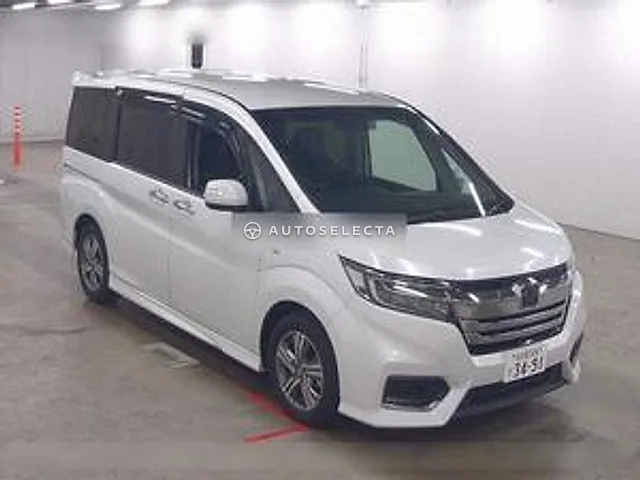 Honda Stepwgn Spada 2018, auction grade 4.5